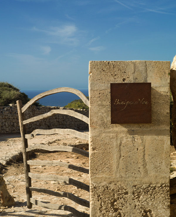 https://clone.wildfitness.com/wp-content/uploads/2024/11/Main-Discover-Menorca-Book-01.jpg